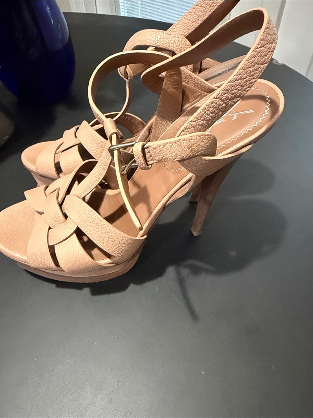 Saint Laurent Nude Tribute Leather Knot-Strap Heels - Picture 9 of 12